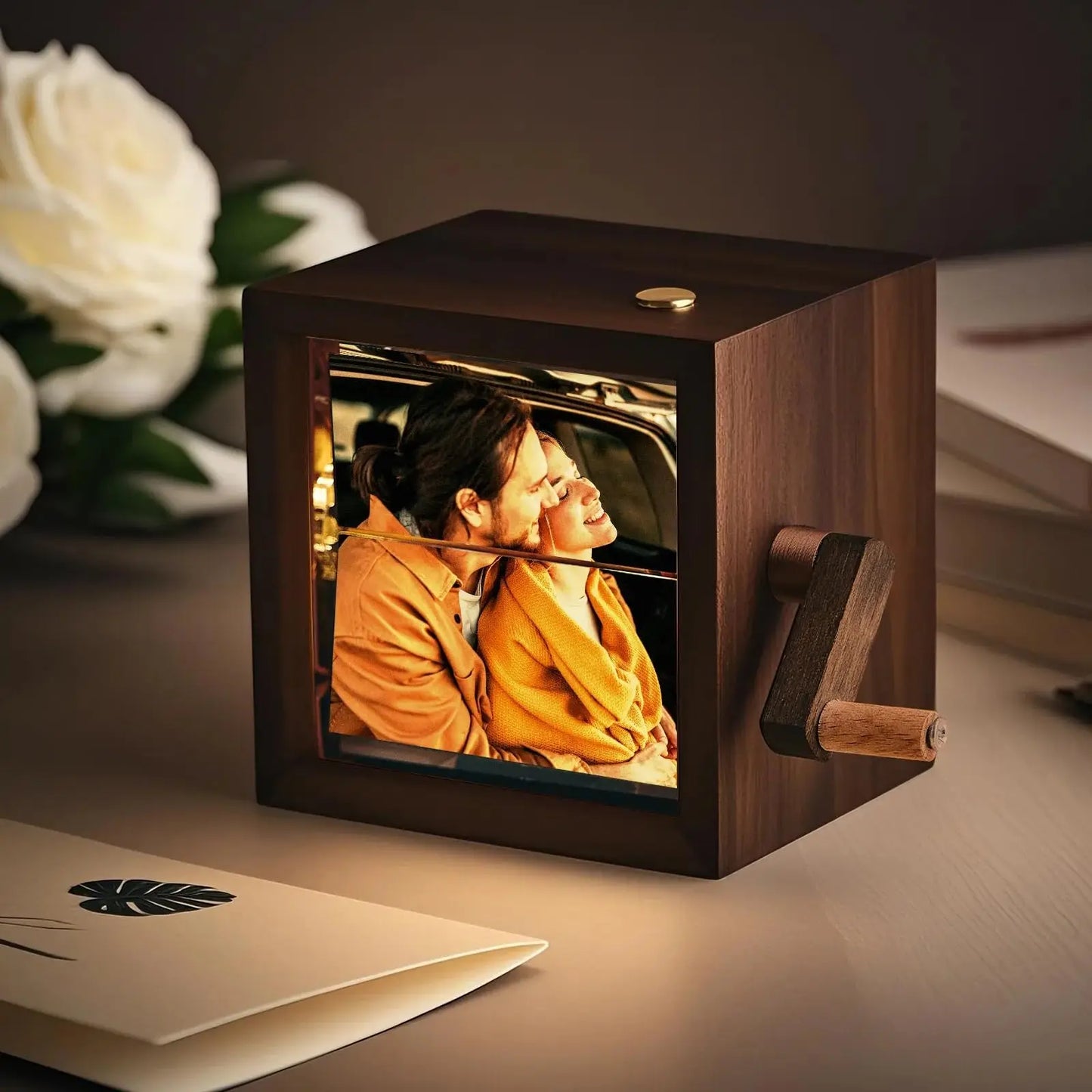 Custom Photo Flipbook Frame Animation Machine Mechanical Hand-Cranked Flipbook Box Photo Album with Light Unique Gifts